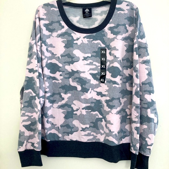New Reebok pink camo pullover sweatshirt - Picture 1 of 3